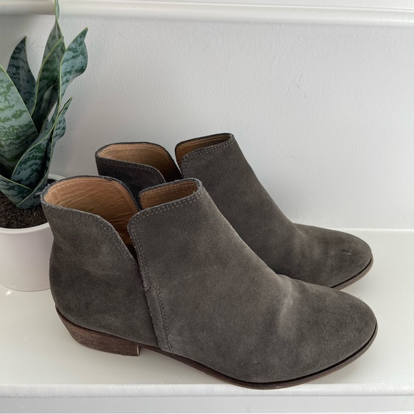 Splendid Hamptyn Suede Bootie - Picture 2 of 10